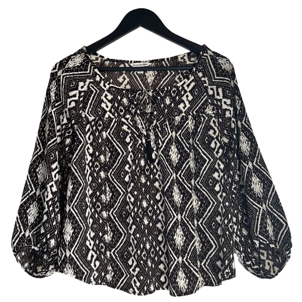 American Eagle Outfitters Tribal Boho Printed Long Sleeve Flowy Top